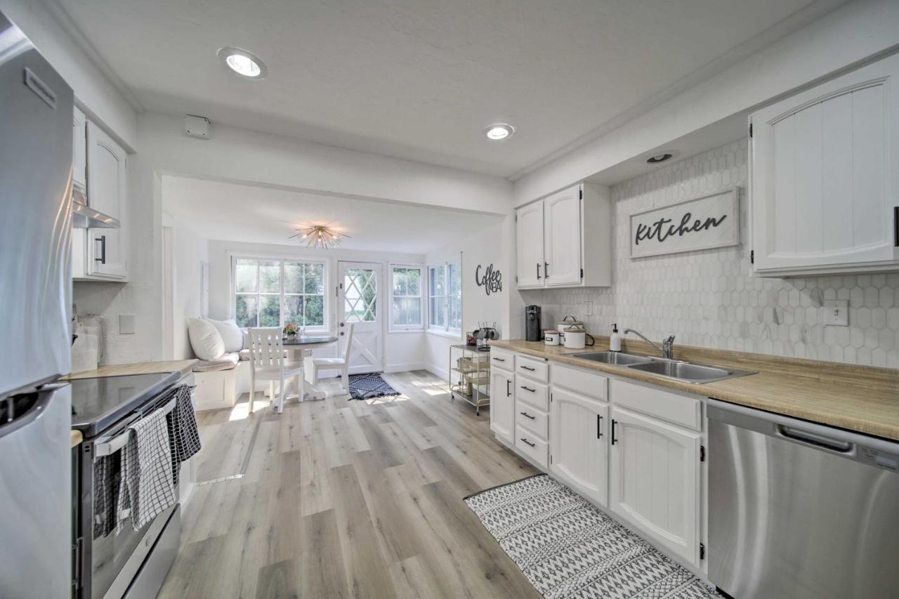 Bright And Airy Liberty Lake Abode With Backyard! المظهر الخارجي الصورة